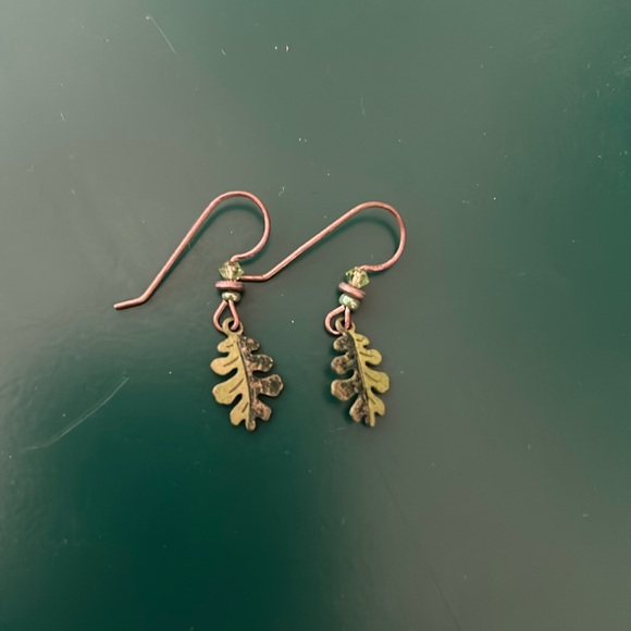 Modcloth Jewelry - Oak leaf drop earrings